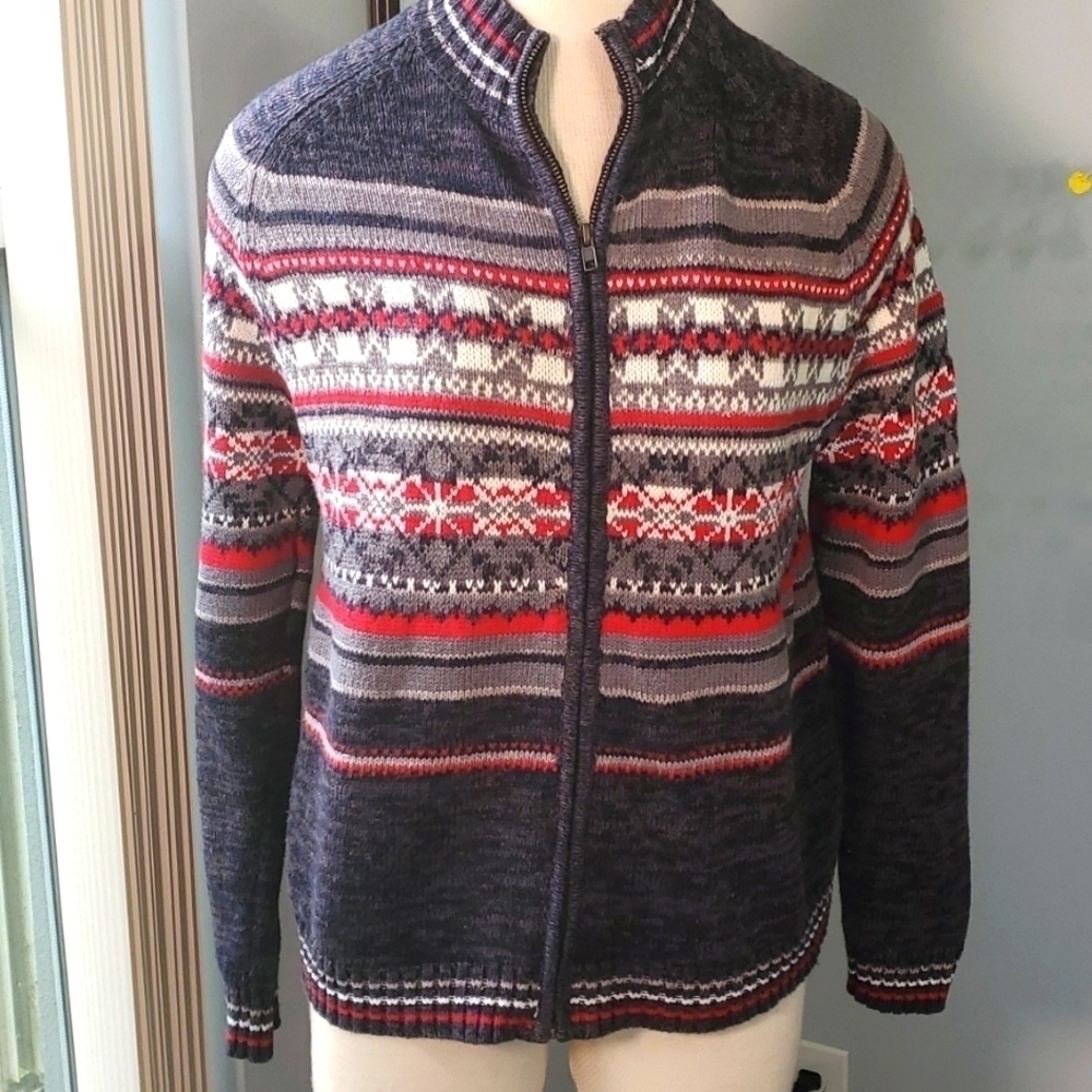 TIARA INTERNATIONAL size small zipper sweater. Gray, white & red. GOOD C…